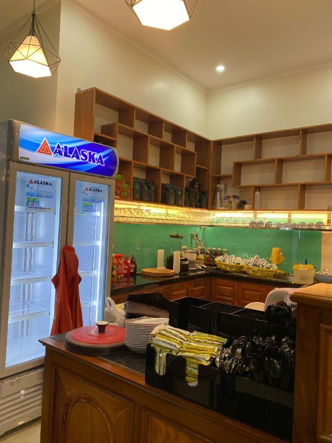 Anh Tuan Hotel & Coffee - Pleiku, Gia Lai Exteriör bild