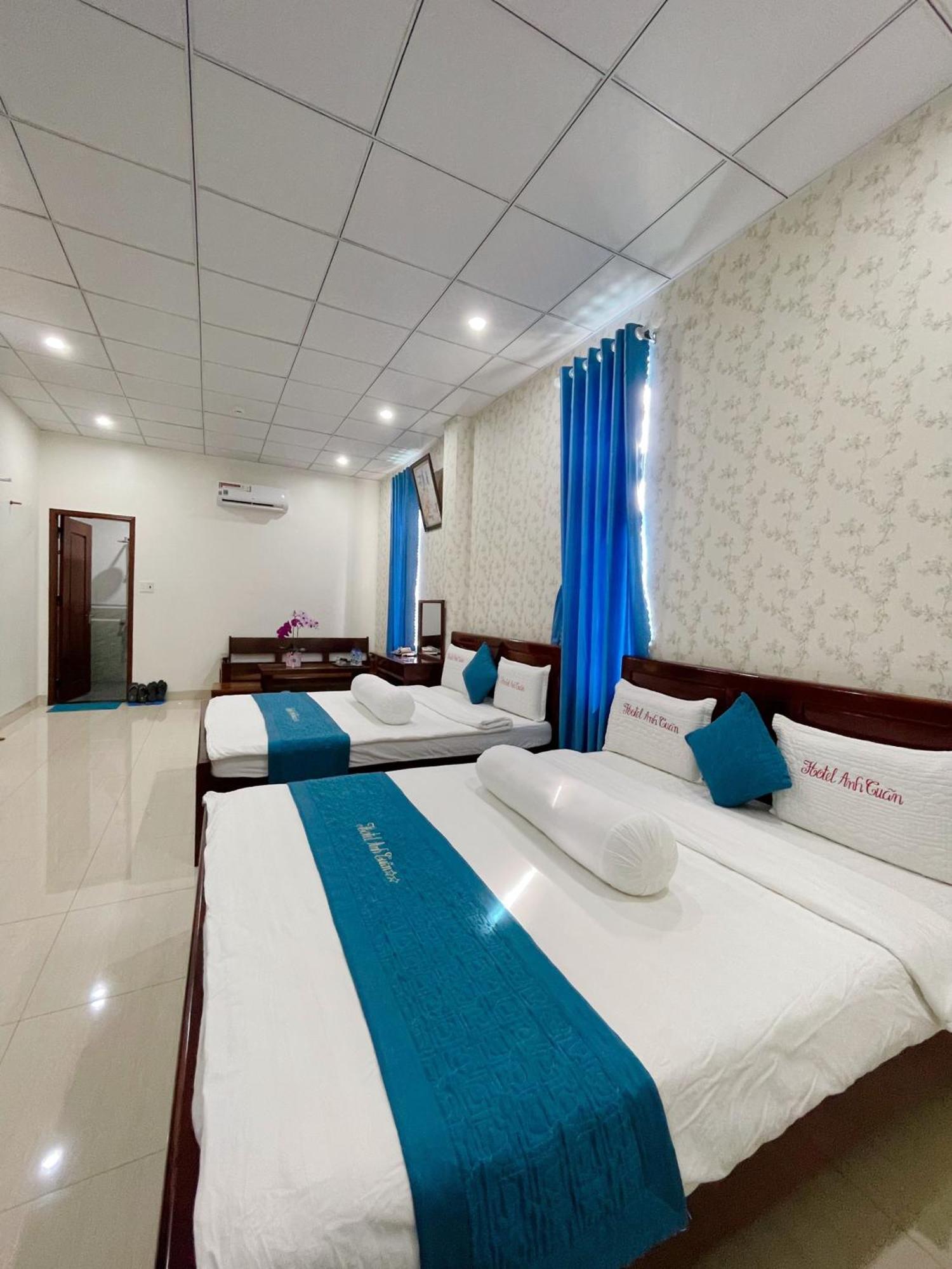 Anh Tuan Hotel & Coffee - Pleiku, Gia Lai Exteriör bild