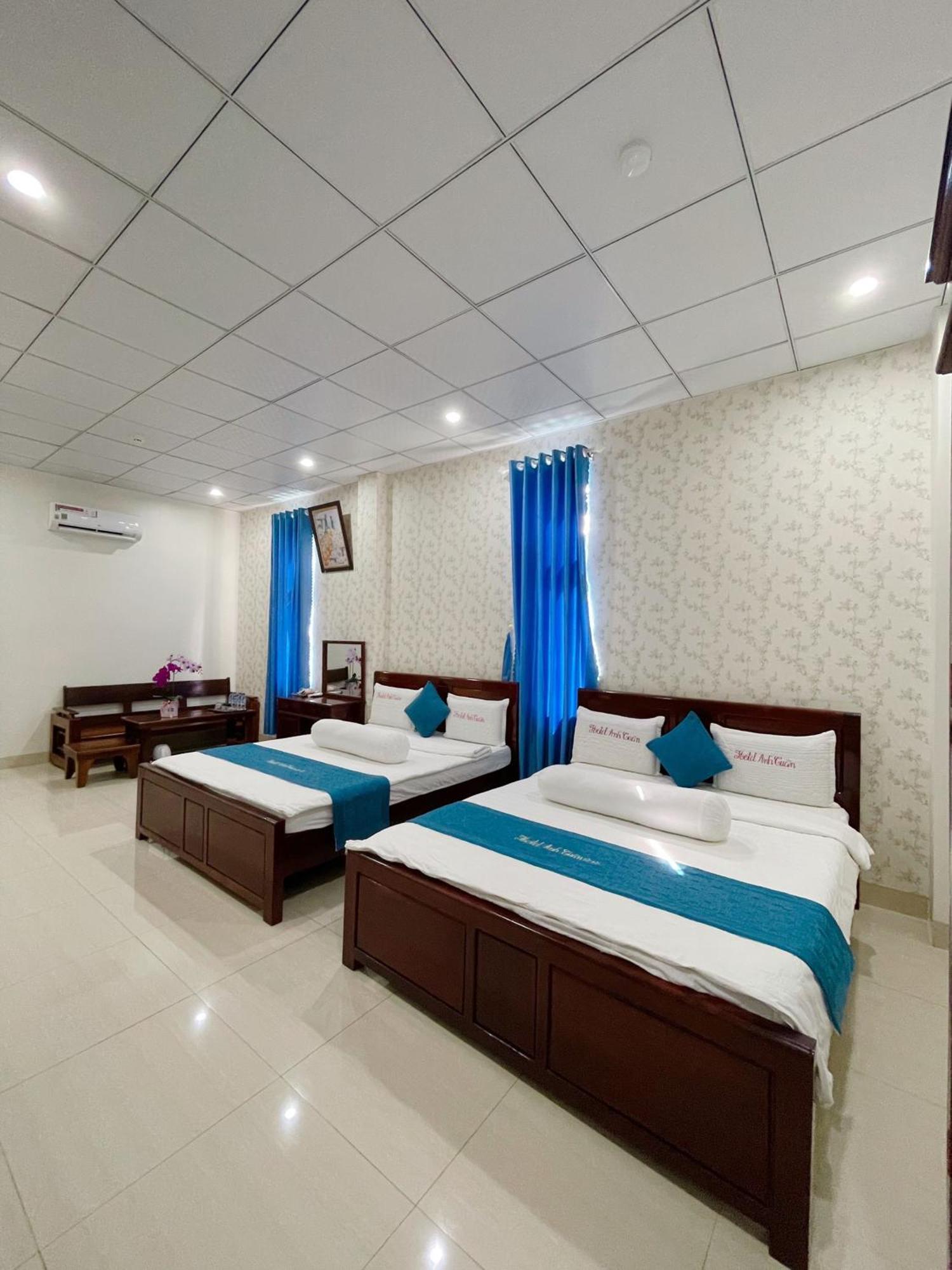 Anh Tuan Hotel & Coffee - Pleiku, Gia Lai Exteriör bild