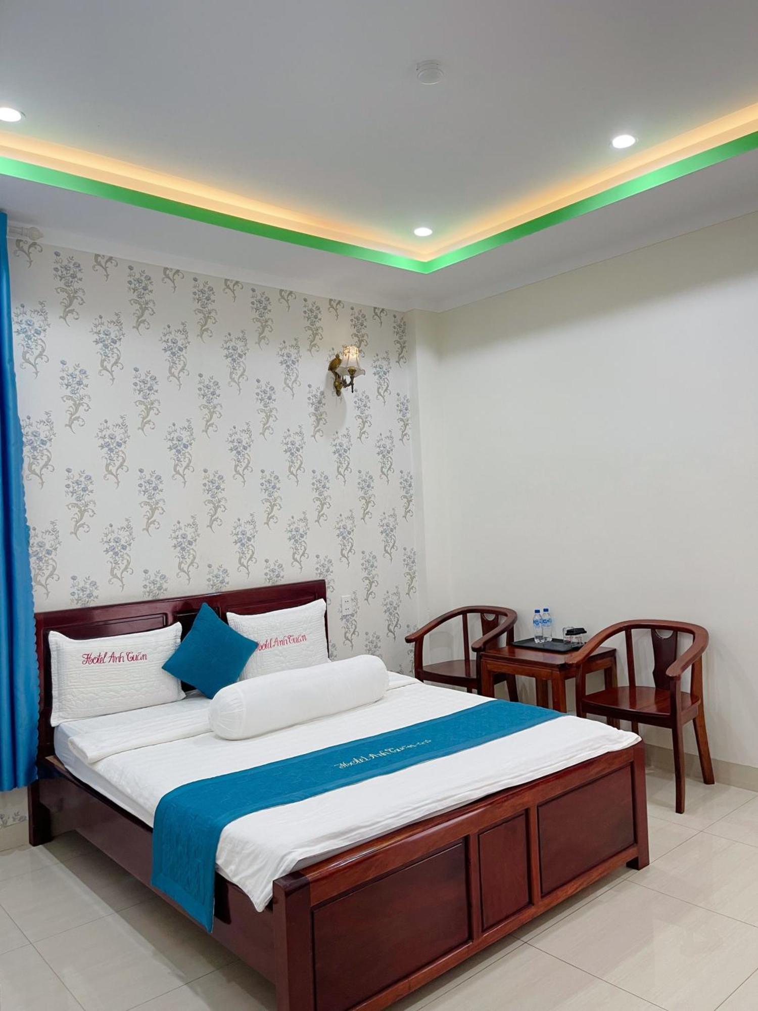 Anh Tuan Hotel & Coffee - Pleiku, Gia Lai Exteriör bild